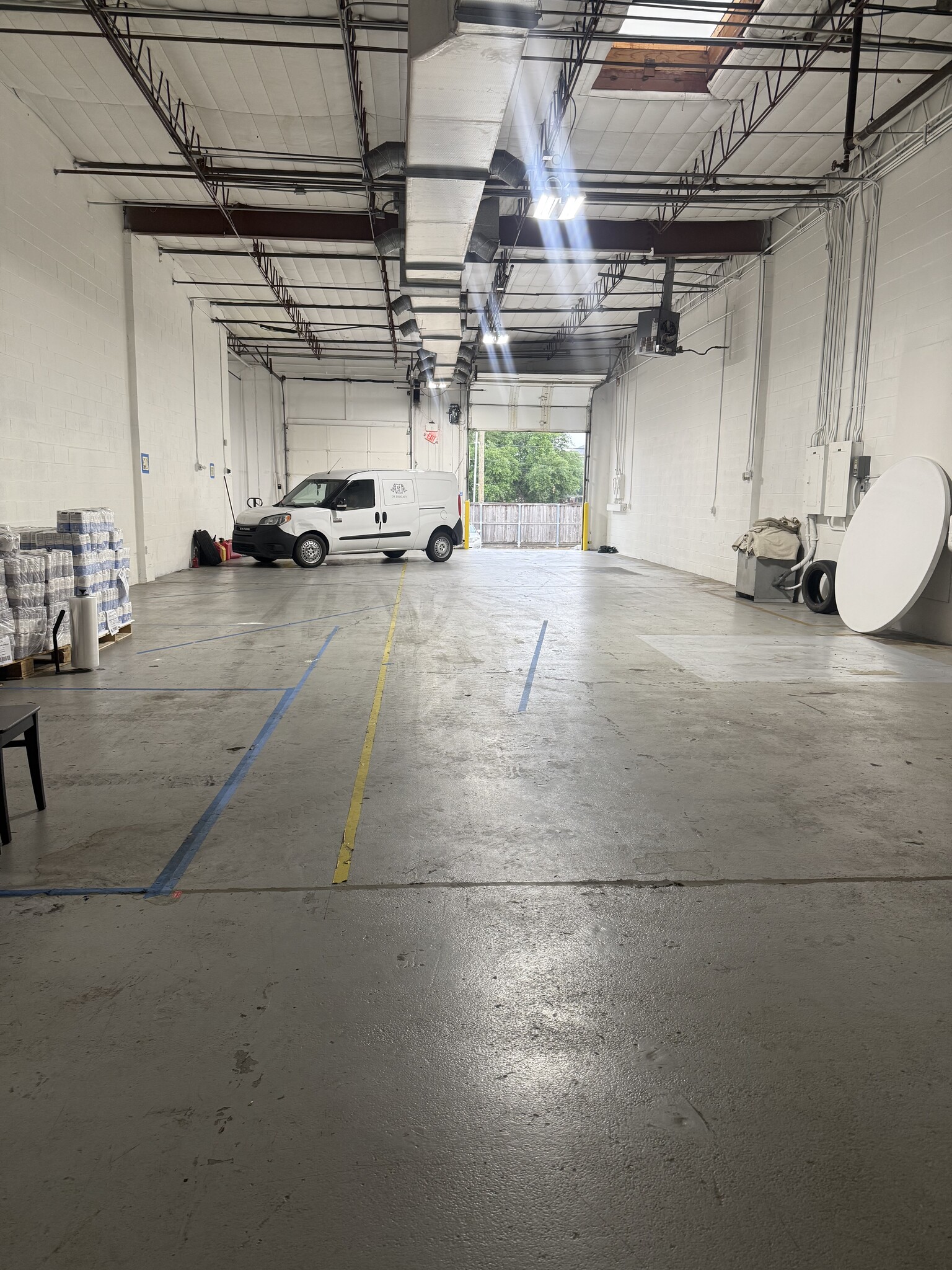 1291 N Post Oak Rd, Houston, TX for lease Interior Photo- Image 1 of 7