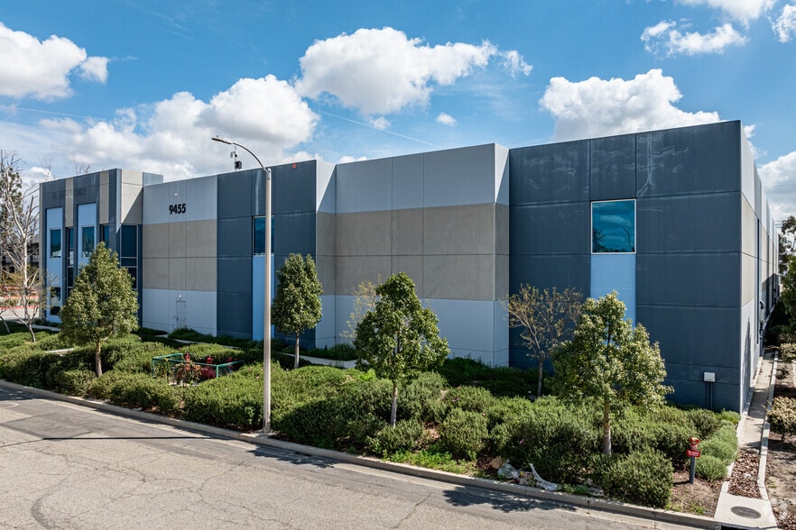 9455 Hyssop Dr, Rancho Cucamonga, CA for lease - Building Photo - Image 3 of 7
