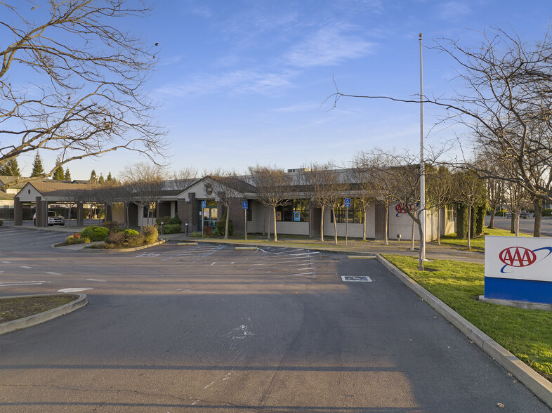 2221 Forest Ave, Chico, CA for sale - Building Photo - Image 1 of 1