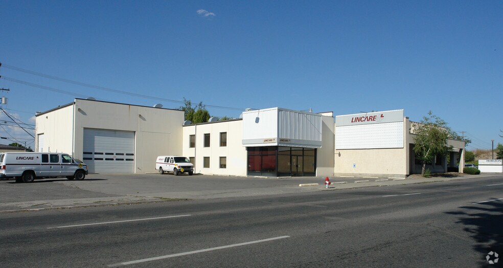 Pacific Office Automation Portfolio portefeuille de 7 propriétés à vendre sur LoopNet.ca - Photo principale - Image 3 de 6