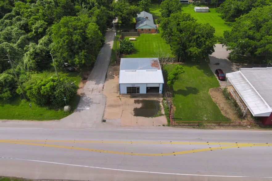 35201 FM 1093, Simonton, TX à vendre - Photo du bâtiment - Image 2 de 19