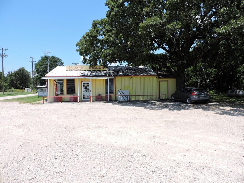 2324 W Main St, Gun Barrel City, TX à vendre - Photo du bâtiment - Image 3 de 12