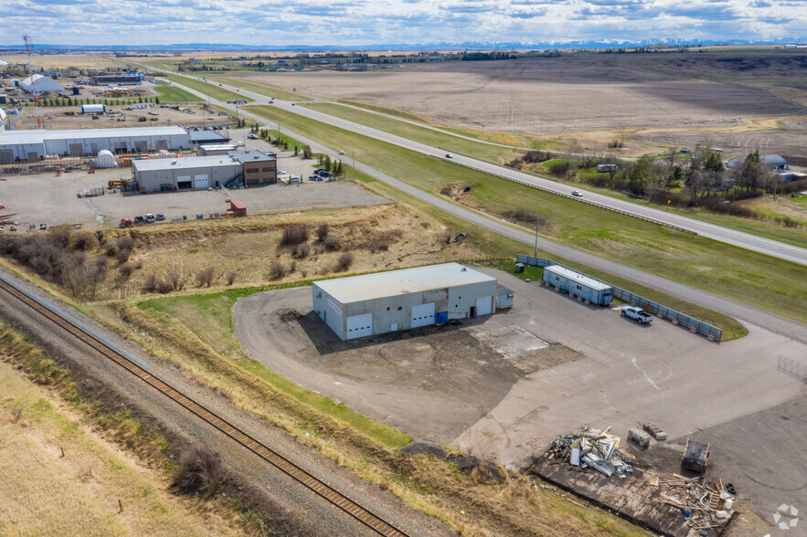 402048 81st St, Foothills No 31, AB for lease - Aerial - Image 2 of 4