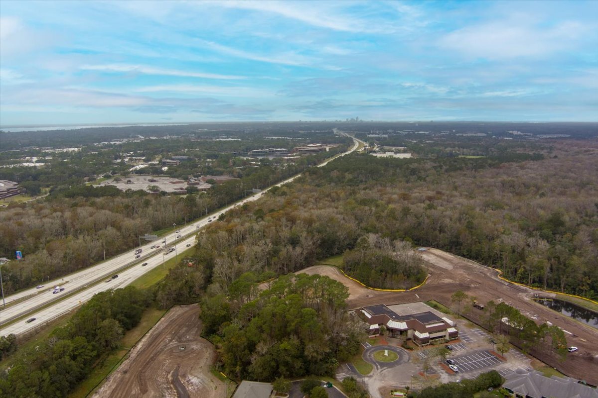 9000 Cypress Green Dr, Jacksonville, FL à vendre Photo du bâtiment- Image 1 de 1