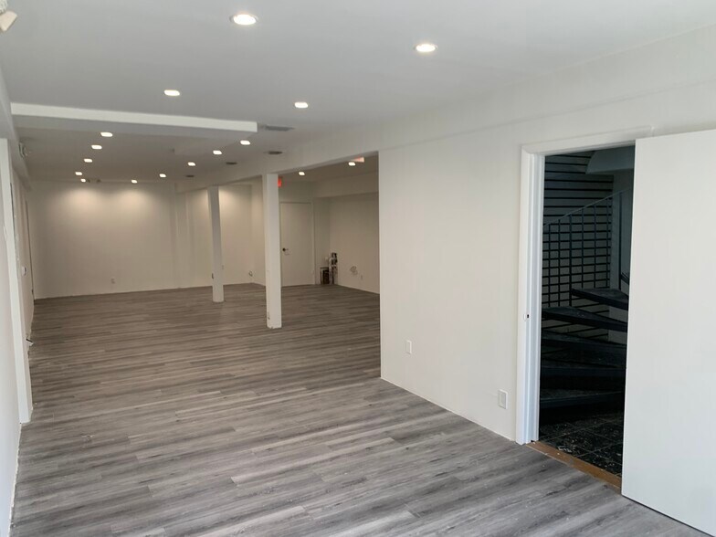 14200-14238 SW 136th St, Miami, FL à louer - Photo du bâtiment - Image 3 de 23