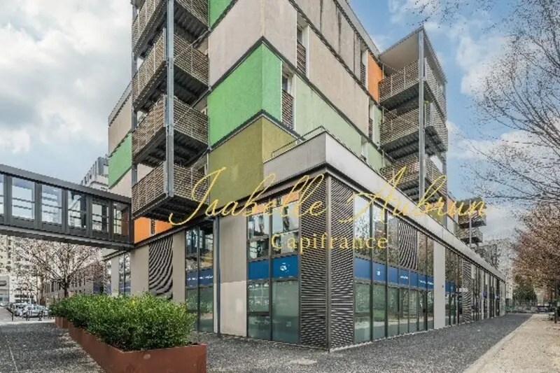 Local d'activités dans Grenoble à vendre - Photo du bâtiment - Image 3 de 8
