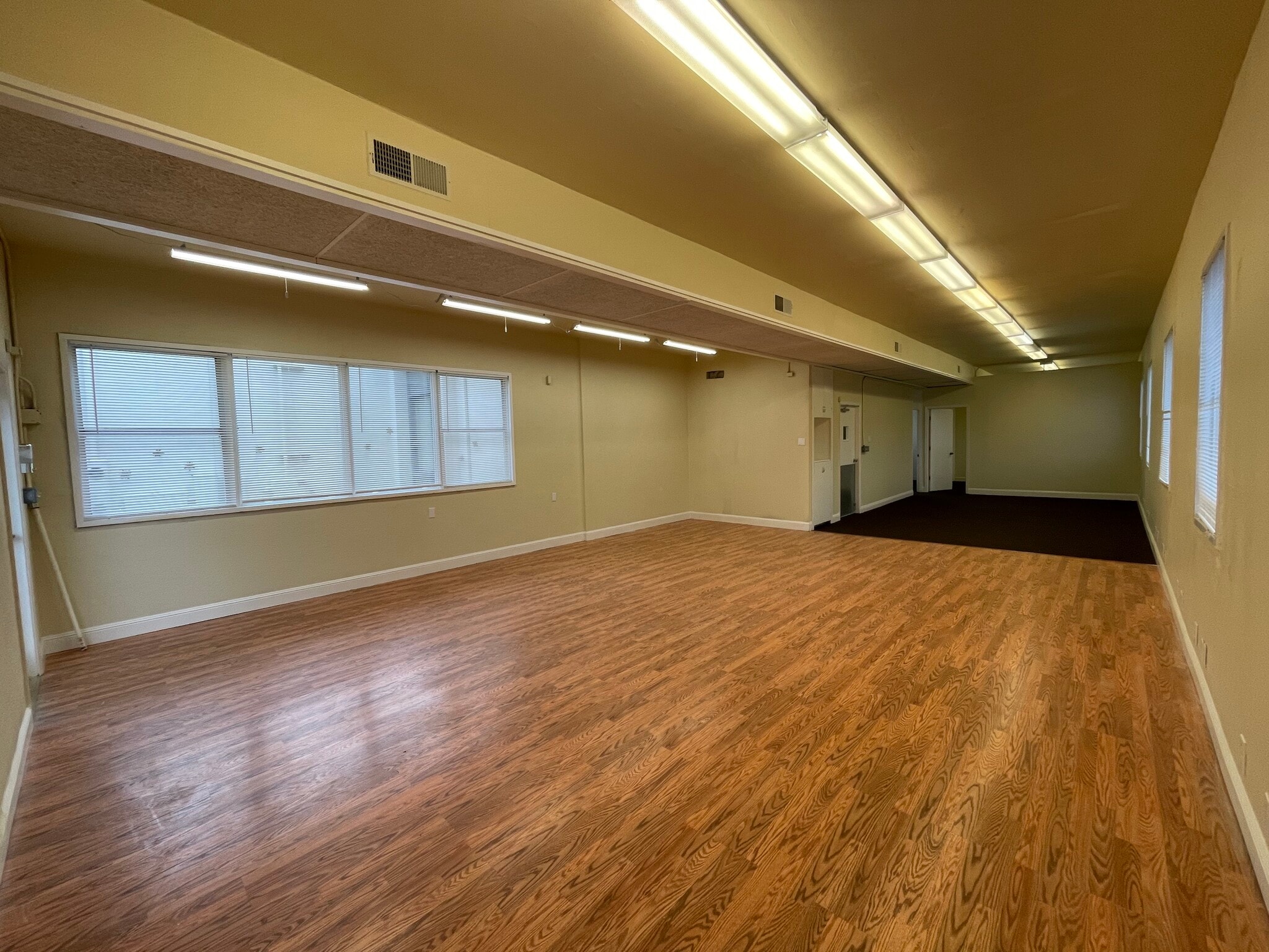 435 Valley View Rd, El Sobrante, CA for lease Primary Photo- Image 1 of 6