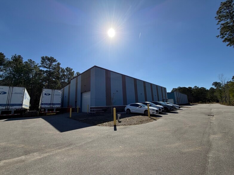 120 Hodge Rd, Summerville, SC à louer - Photo du bâtiment - Image 3 de 4