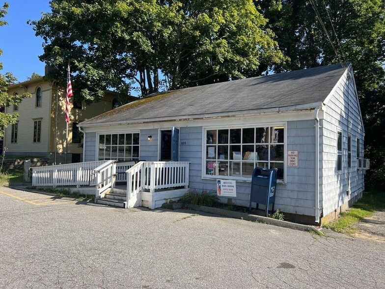 529 Old County Rd, Westport, MA for sale - Primary Photo - Image 1 of 1