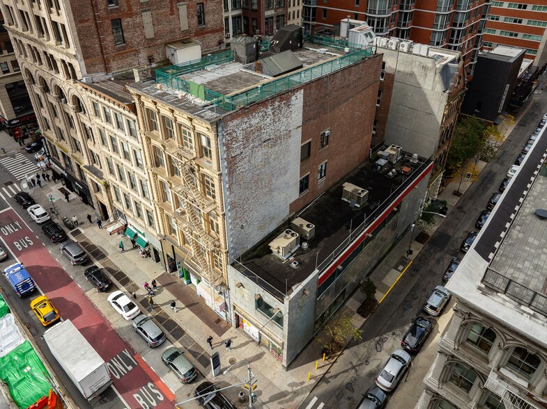 317 Broadway, New York, NY à vendre - Photo du bâtiment - Image 2 de 4