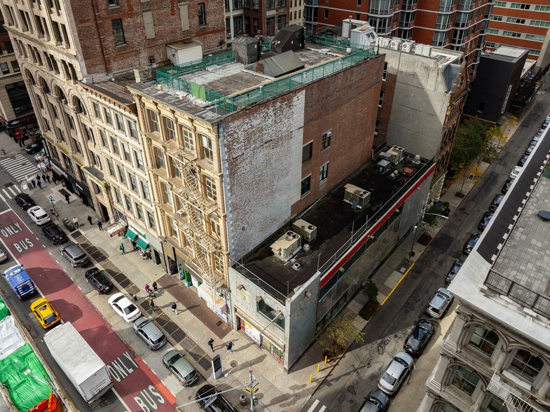 317 Broadway, New York, NY à vendre - Photo du bâtiment - Image 2 de 4