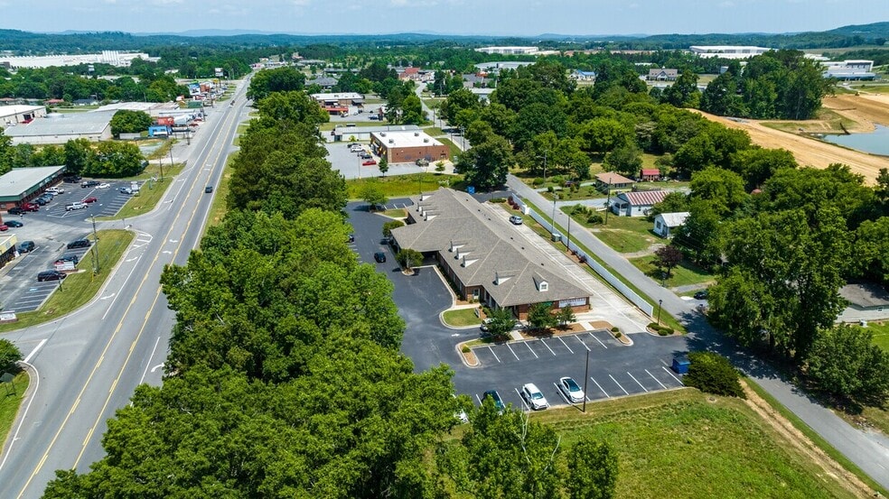 6000 Joe Frank Harris Pky NW, Adairsville, GA for lease - Building Photo - Image 2 of 37