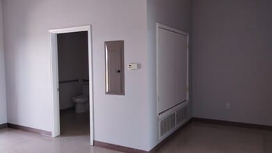 4110 S Clear Creek, Killeen, TX for lease Interior Photo- Image 2 of 3