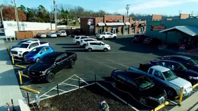 Main Street Square portefeuille de 2 propriétés à vendre sur LoopNet.ca - Vidéo sur l’inscription commerciale - Image 2 de 11