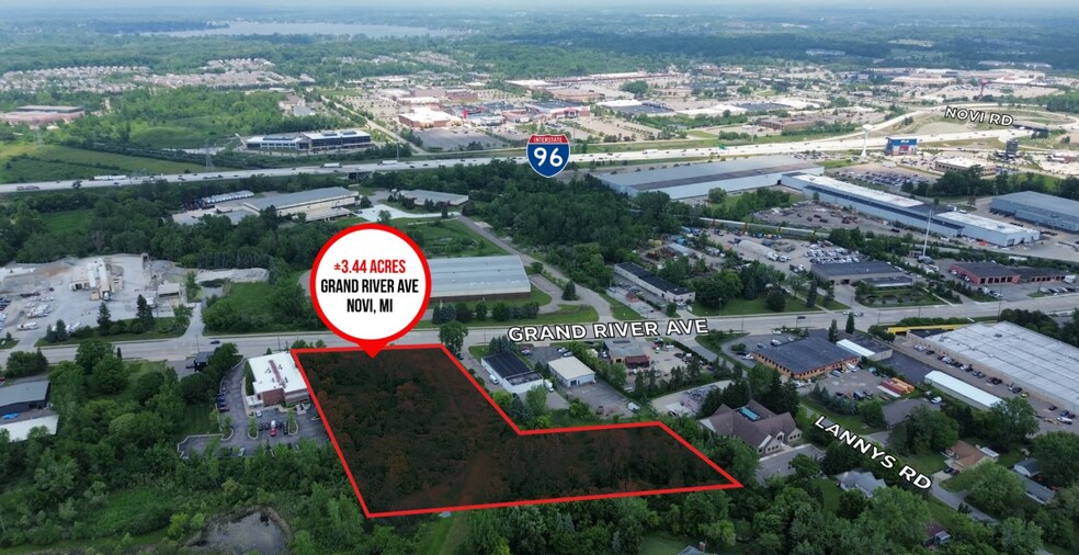 Grand River Ave, Novi, MI à vendre - Photo du bâtiment - Image 1 de 2