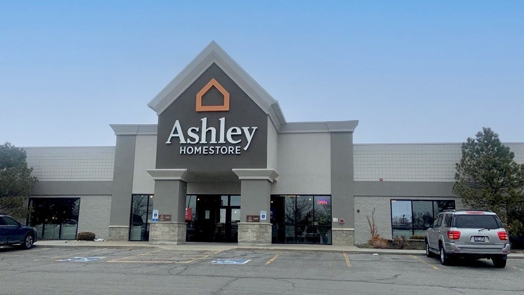 1070-1080 N Main St, Layton, UT for lease Primary Photo- Image 1 of 10