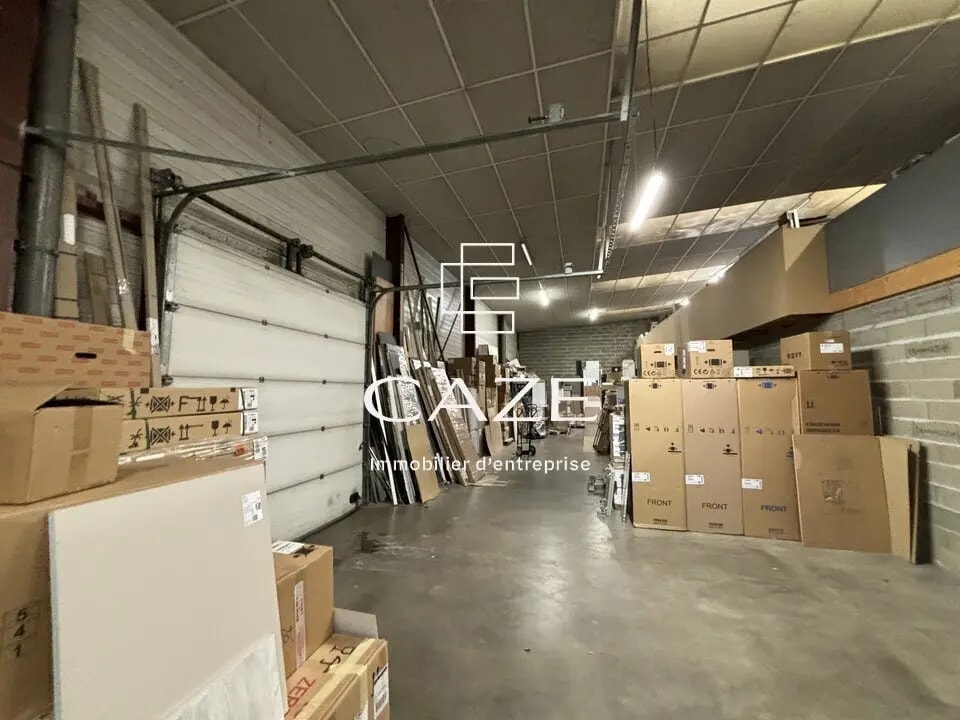 Flex in Bordeaux for sale Interior Photo- Image 1 of 6