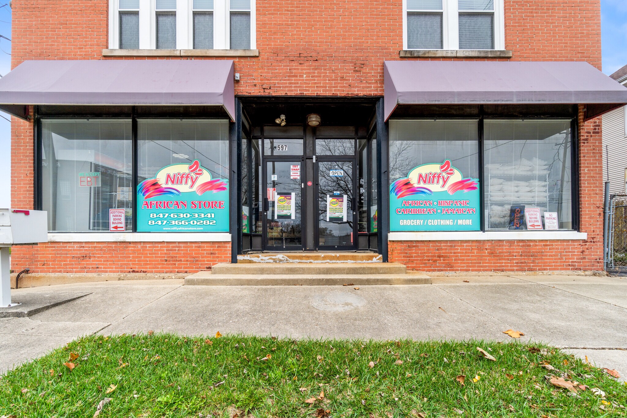 597 S Lake St, Aurora, IL à vendre Photo du bâtiment- Image 1 de 1