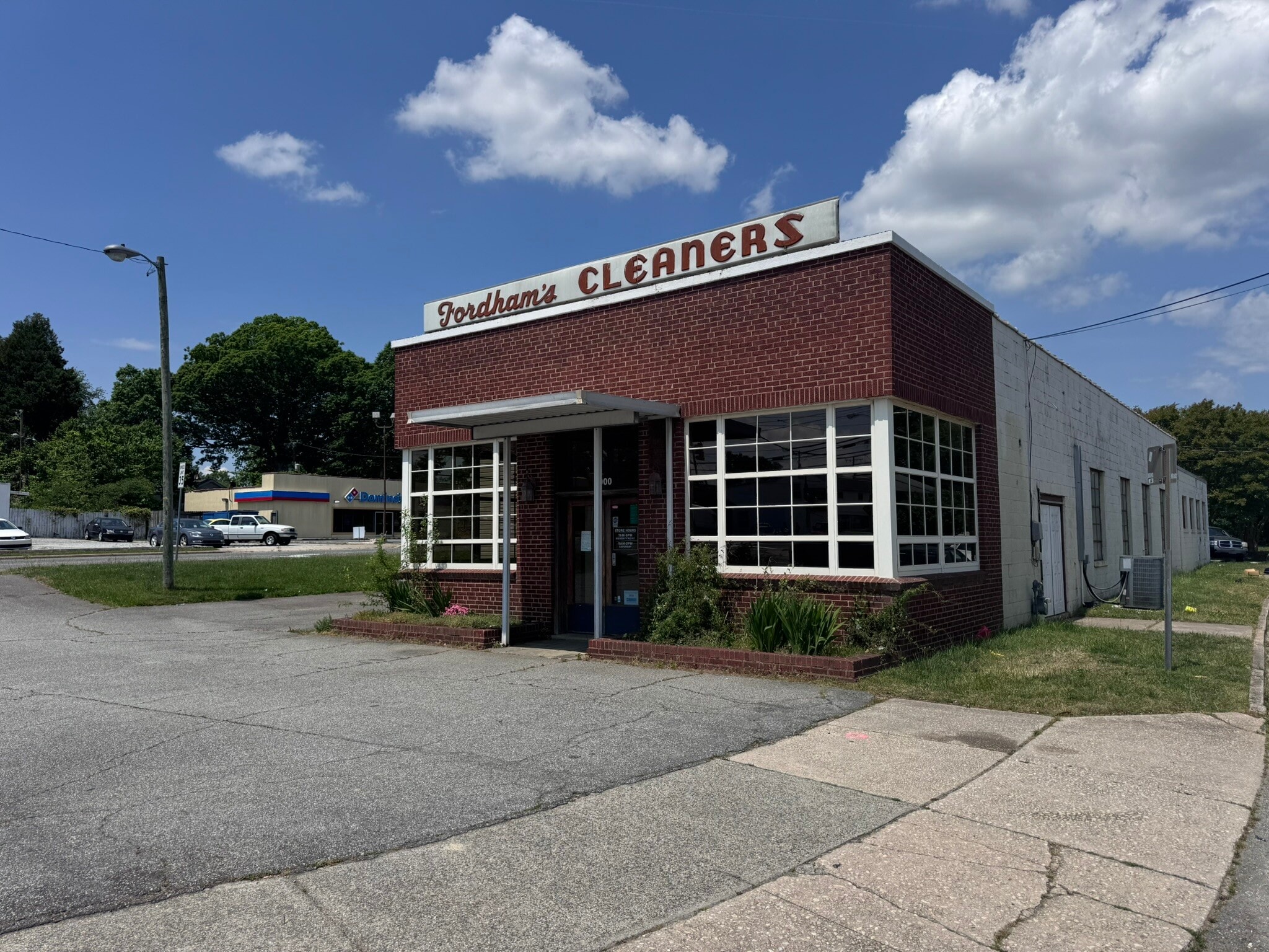 1900 Spring Garden St, Greensboro, NC for lease Building Photo- Image 1 of 21