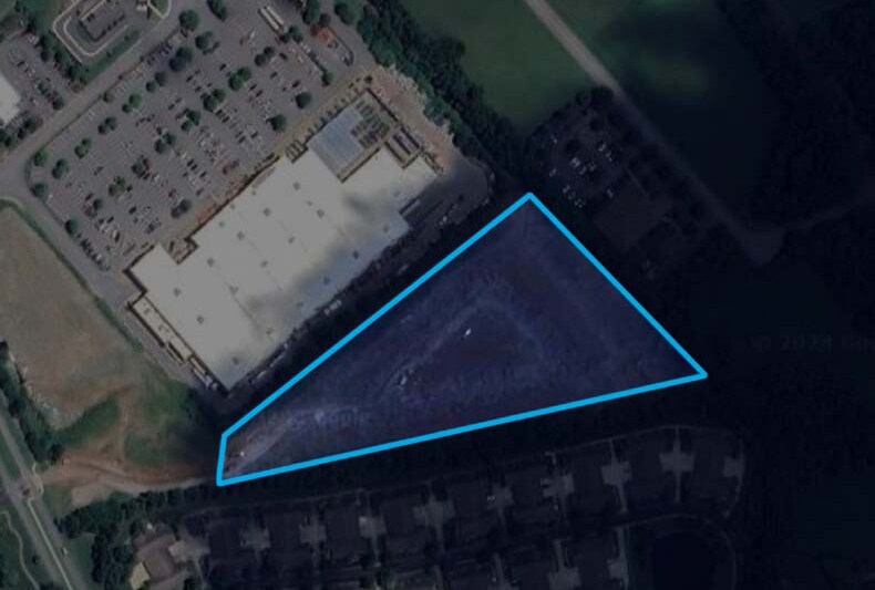 801 S Browns Ln, Gallatin, TN à vendre - Photo du bâtiment - Image 1 de 2