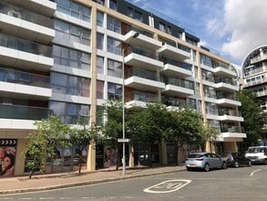 Rope St, Londres à louer Photo du bâtiment- Image 1 de 4