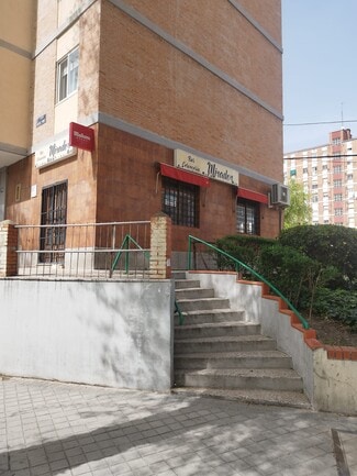 Plus de détails pour Commerce de détail à louer