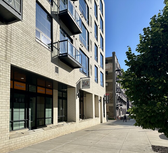 315 N 7th Ave, Minneapolis, MN à louer - Photo du bâtiment - Image 3 de 8