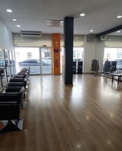 Retail in Tortosa, Tarragona for lease Interior Photo- Image 1 of 5