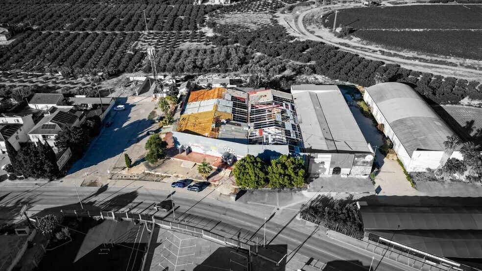 Industriel dans ALQUERÍAS DEL NIÑO PERDIDO à vendre - Photo du bâtiment - Image 2 de 50