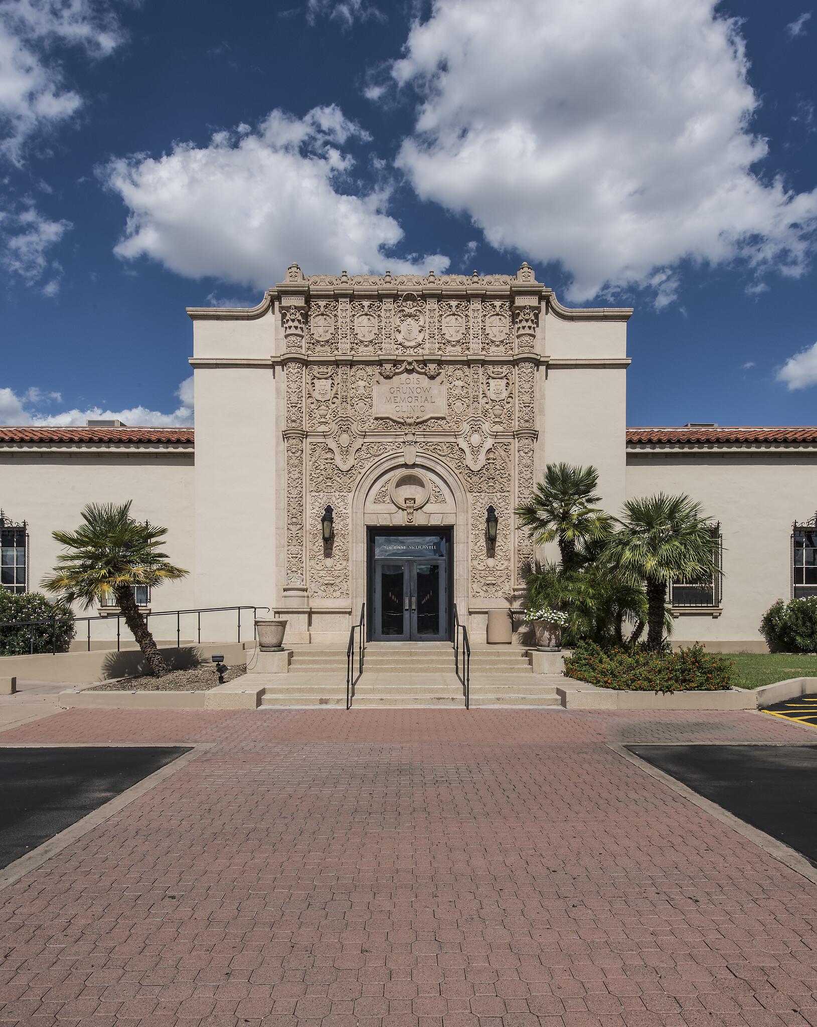 926 E McDowell Rd, Phoenix, AZ for lease Building Photo- Image 1 of 8