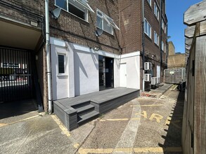 149-151 Ewell Rd, Surbiton for lease Interior Photo- Image 2 of 5