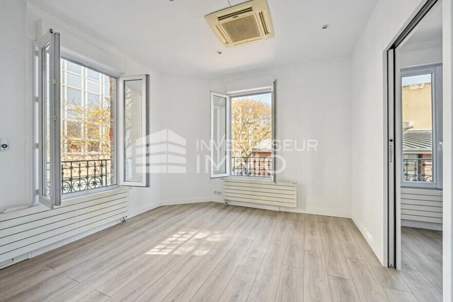 Bureau dans Suresnes à vendre - Photo du bâtiment - Image 1 de 14