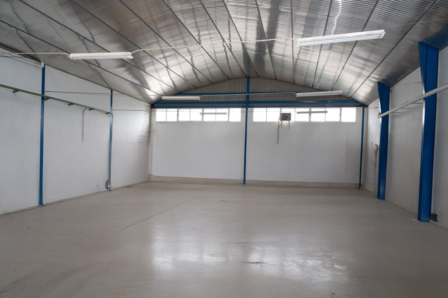 Industrial in Ontinyent, Valencia for sale Interior Photo- Image 1 of 6
