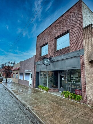 Plus de détails pour 111 2nd S Ave, Okanogan, WA - Commerce de détail à vendre