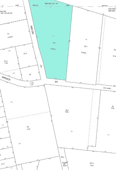 5 Inez Dr, Bay Shore, NY à louer - Photo du bâtiment - Image 2 de 5