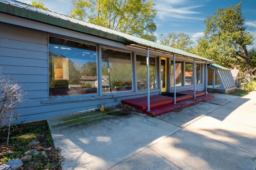 2017 Kavanaugh Rd, Little Rock, AR à louer - Photo du bâtiment - Image 2 de 26