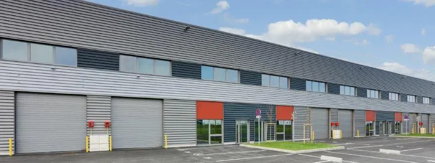 Office in Le Thillay for lease - Building Photo - Image 3 of 8