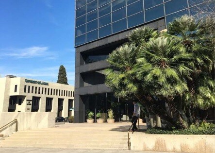 4000 W Alameda Ave, Burbank, CA à louer - Photo du bâtiment - Image 3 de 7
