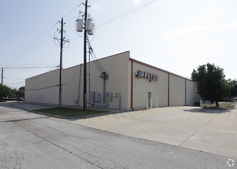 3680 Spencer Hwy, Pasadena, TX for sale - Building Photo - Image 1 of 3