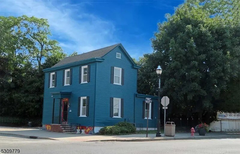 18 Poplar St, Rahway, NJ à vendre - Photo du bâtiment - Image 2 de 7