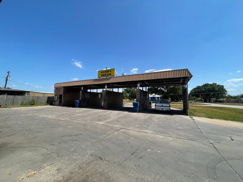 226 Bremond St, Hempstead, TX à vendre - Photo du bâtiment - Image 3 de 14