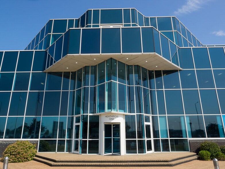 286 Bath Rd, West Drayton à louer - Photo du bâtiment - Image 1 de 9