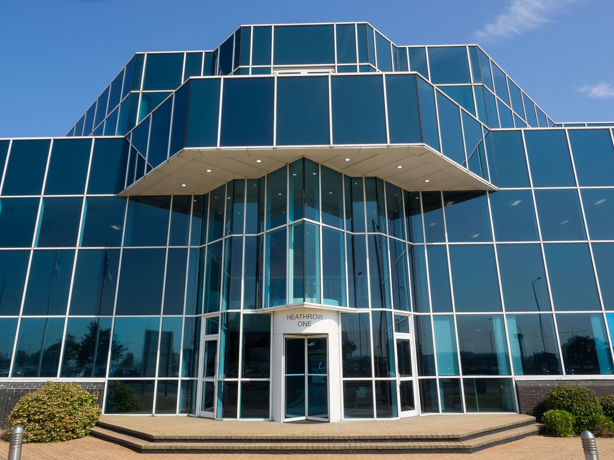 286 Bath Rd, West Drayton for lease Building Photo- Image 1 of 14