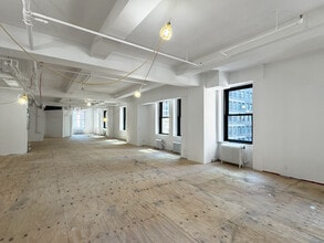 425 Madison Ave, New York, NY for lease Interior Photo- Image 2 of 3