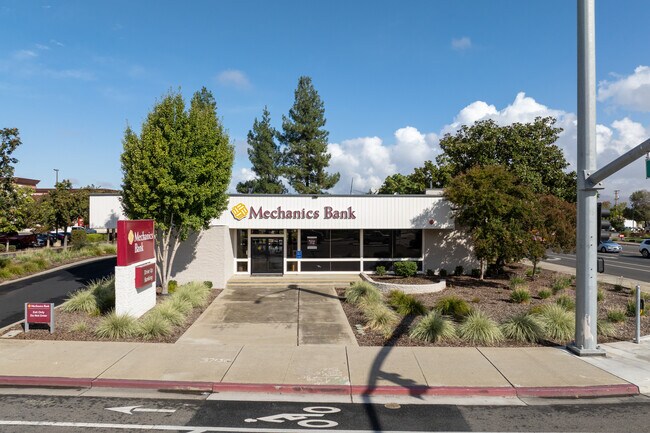More details for 805 1st St, Gilroy, CA - Retail for Sale