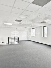 Bureau dans Bonneuil-sur-Marne à louer Photo intérieure- Image 1 de 2