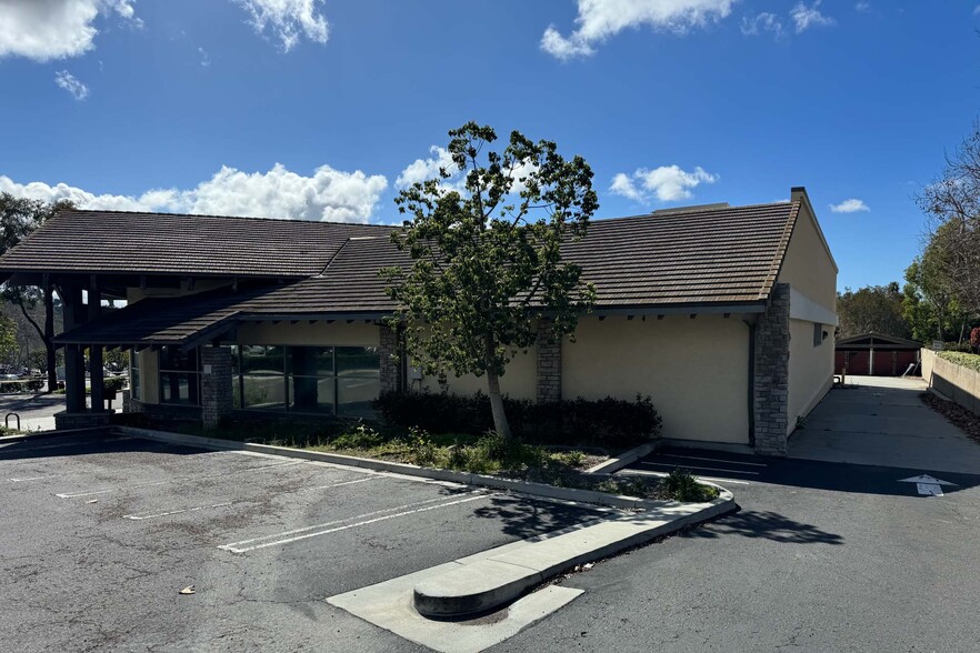 4455 Manchester Ave, Encinitas, CA for lease - Building Photo - Image 2 of 4