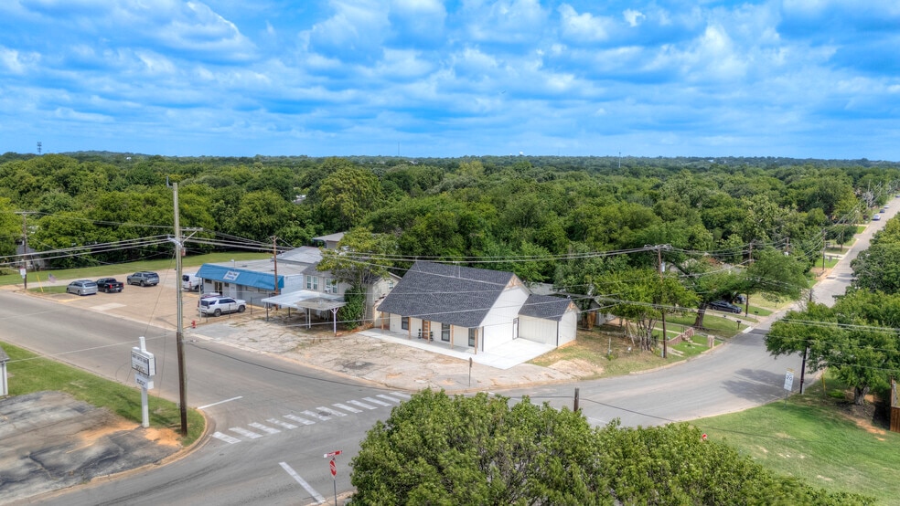 4700 Barbara Rd, River Oaks, TX for sale - Building Photo - Image 2 of 29