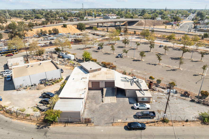 3012 Academy Way, Sacramento, CA for lease - Building Photo - Image 2 of 13