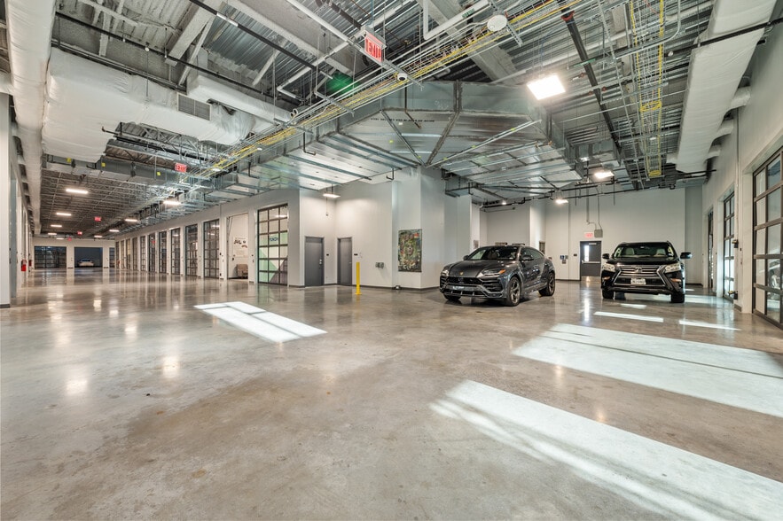 4229 N FM 620 Hwy, Austin, TX à louer - Photo du bâtiment - Image 3 de 13